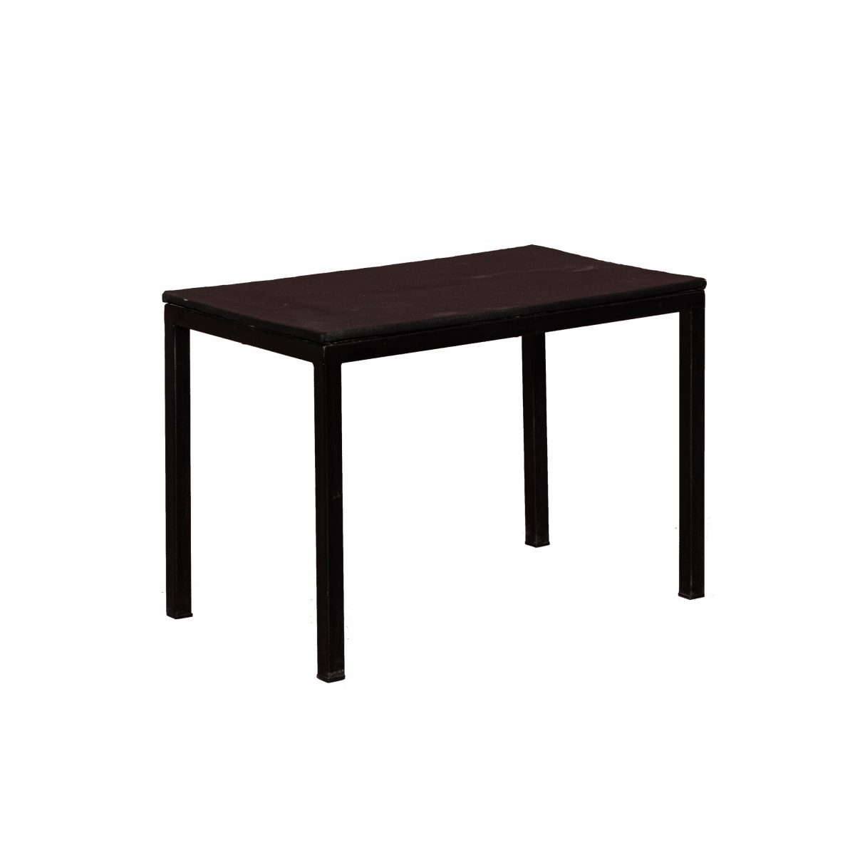 tavolino in ferro basso